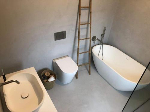 received_439354716765588